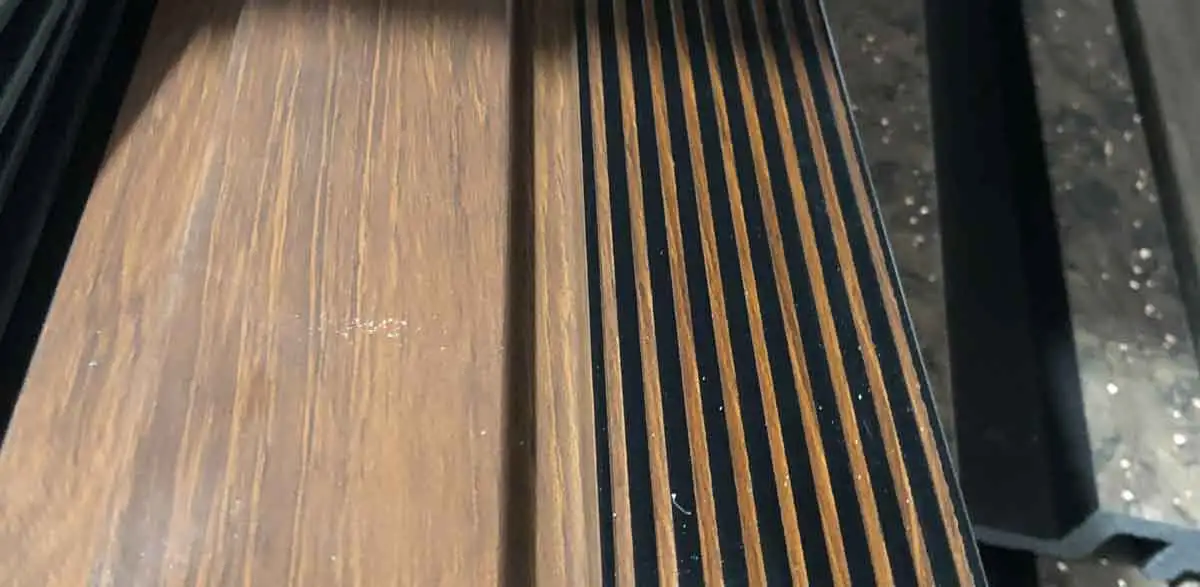 laying-lvt-click-flooring