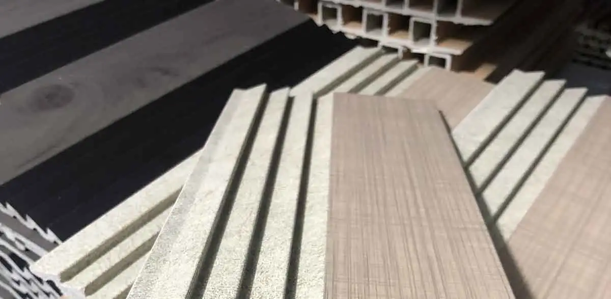 laying-lvt-flooring