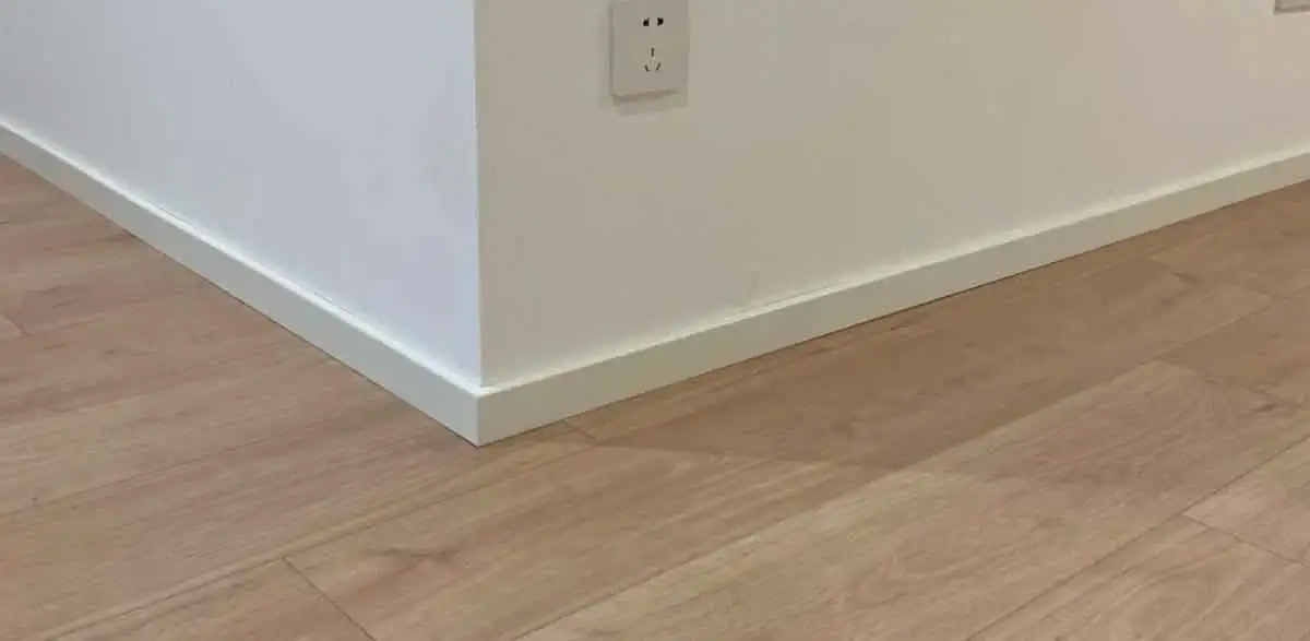 light-luxury-vinyl-flooring